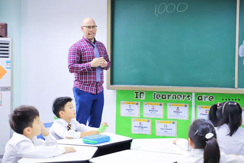 新府学11月2日校园体验日 一所重教学且有温度的学校带给孩子不一样的体验